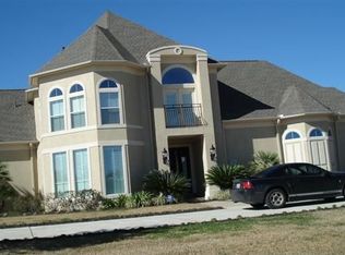330 Royal Lakes Blvd, Richmond, TX 77469