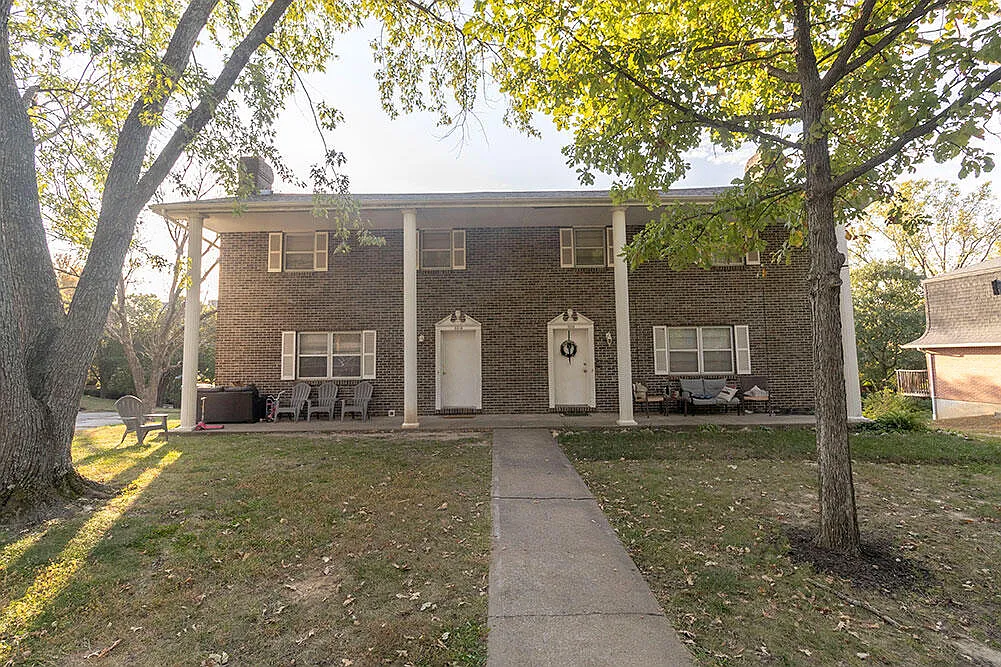3 bed, 2.5 bath, 1537 sqft, $1,675 — Photo 1