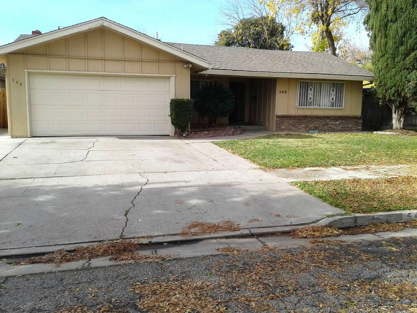 540 Seminole Dr photo 1