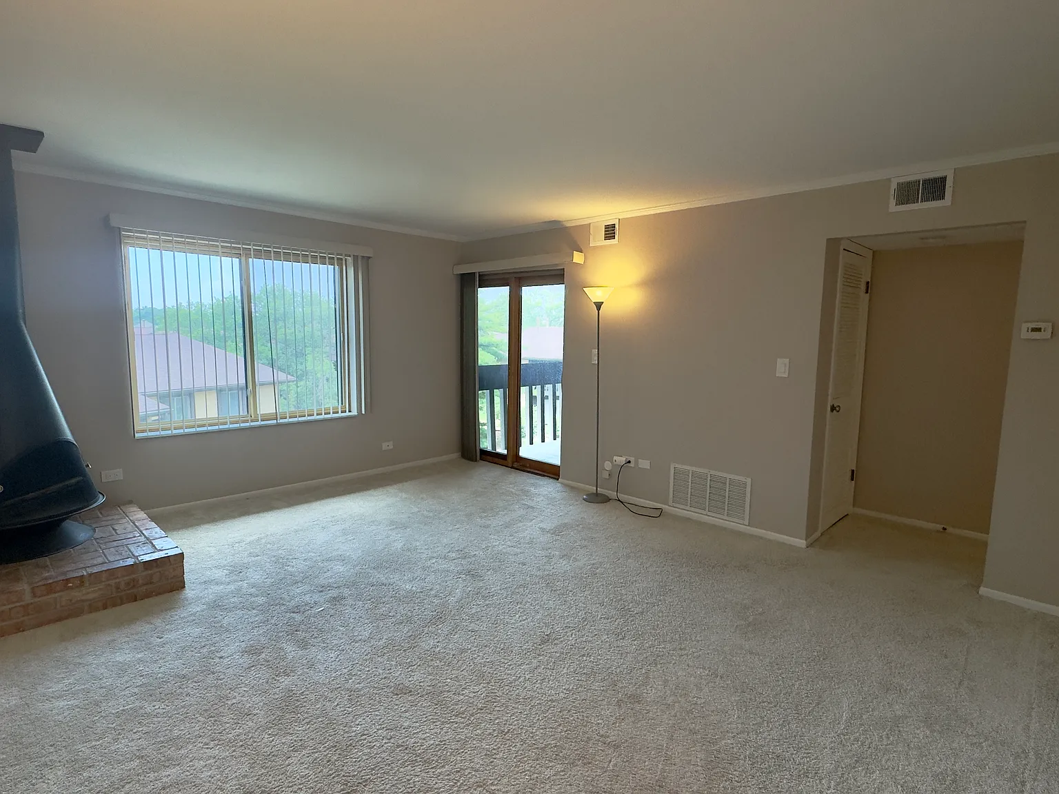 1 bed, 774 sqft, $1,600 — Photo 4