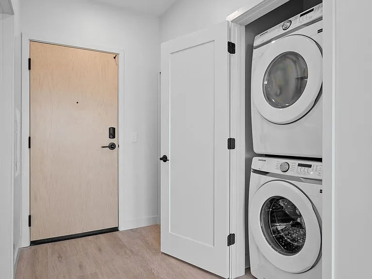 Rosa Apartments — Photo 37