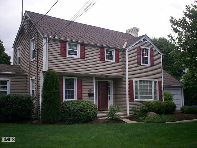 2nd image of 220 Huntington Rd