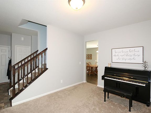4th image of 9850 Cedar Cove Ln
