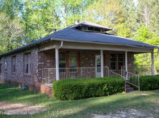 2594 Robinson Rd, Alexander City, AL 35010
