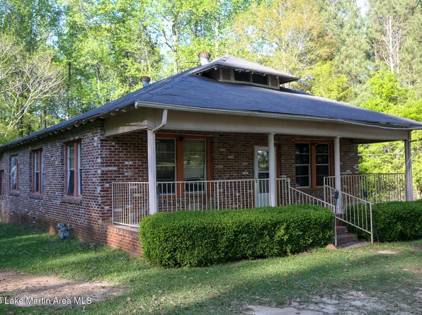 2594 Robinson Rd, Alexander City, AL 35010