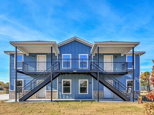 3001 Grey Wolf Cir #121 Photo 1