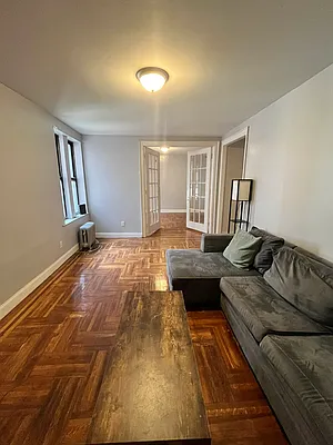 Rented by Space Real Estate | media 16