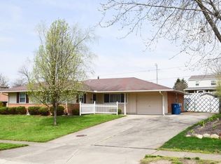 6141 Holbrook Dr, Huber Heights, OH 45424