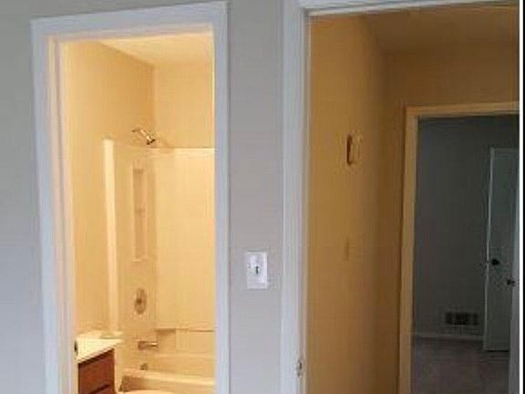 5th image of 1702 Cannonball Ct