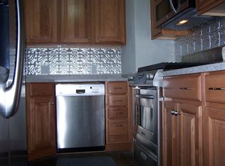 107 Beauchamp Ter, Chicopee, MA 01020
