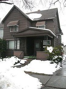 1st image of 636 E 21st St
