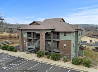 9 Bermuda APT 3, Reeds Spring, MO 65737