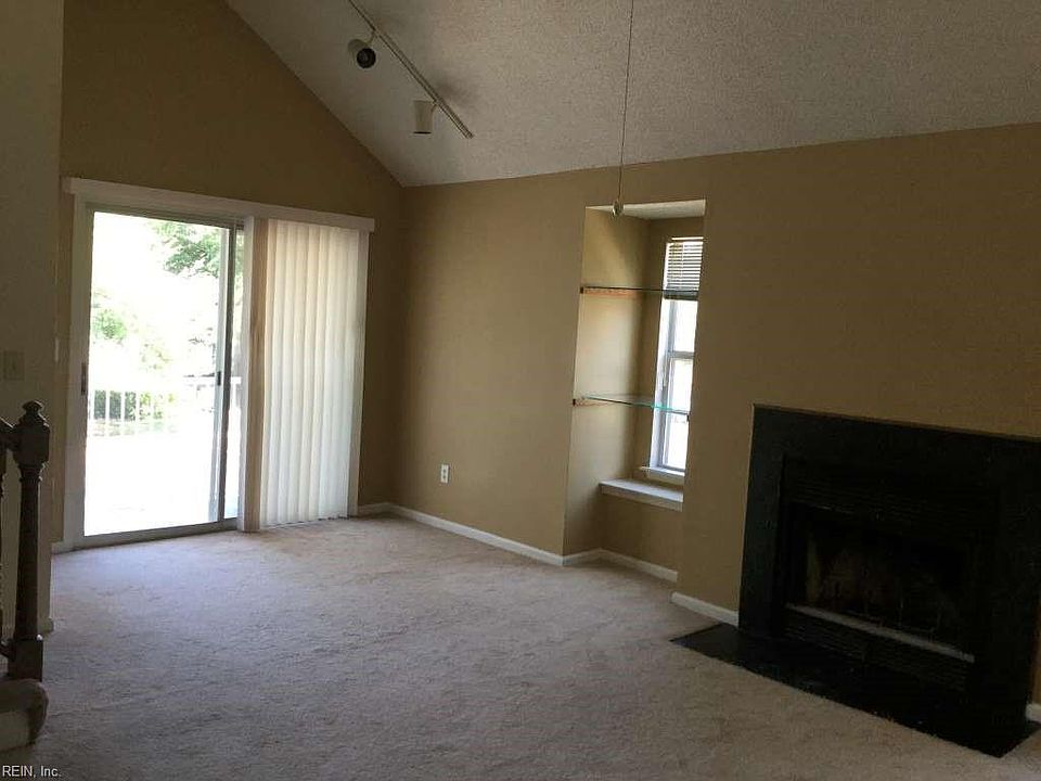 1st image of 4333 Briarbush Ln