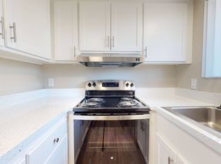 Holiday Gardens Apartments, Vallejo, CA 94589