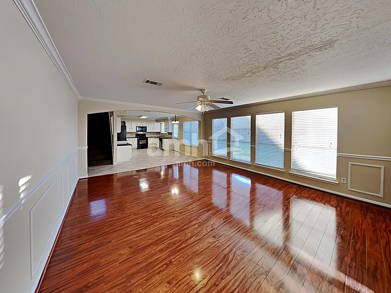 4422 Hardwood Glen Dr — Photo 5