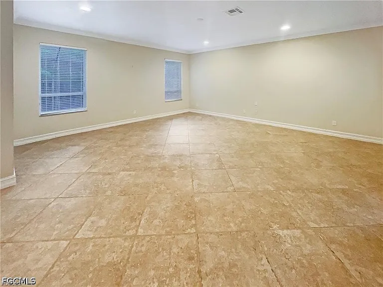 10257 Silver Palm Dr — Photo 7