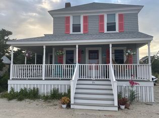 21 Harvard St, Humarock, MA 02047