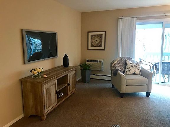 4th image of 311 Greenwich Ave APT D124