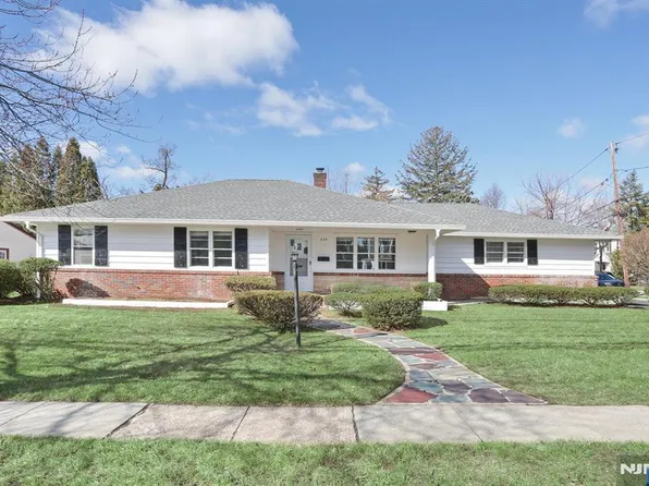 225 Broadway, Hillsdale, NJ 07642