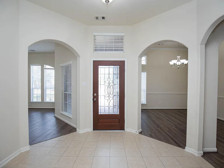 835 Aqua Vista Ln — Photo 4