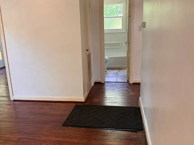 613 Westview Dr — Photo 10