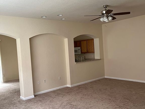 5th image of 2944 Ashland Ln S