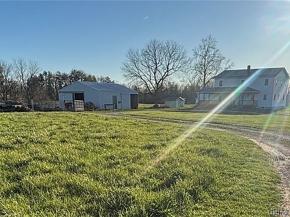 3rd image of 2322 N Whiskey Hollow Road