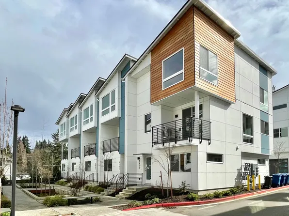 8602 22nd Pl NE, Seattle, WA 98115