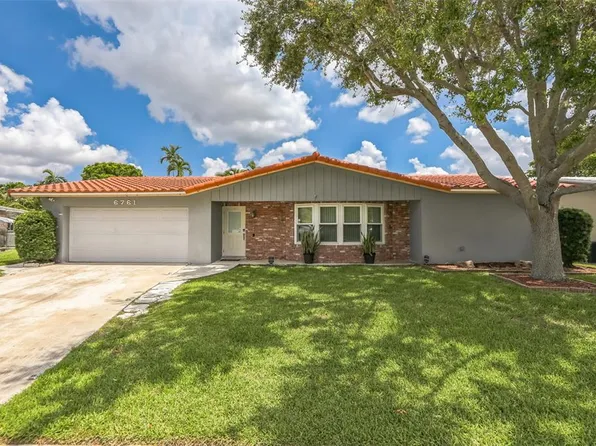 6761 NW 20th St, Margate, FL 33063