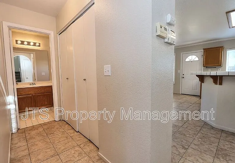 6620 Verandah Ct — Photo 14