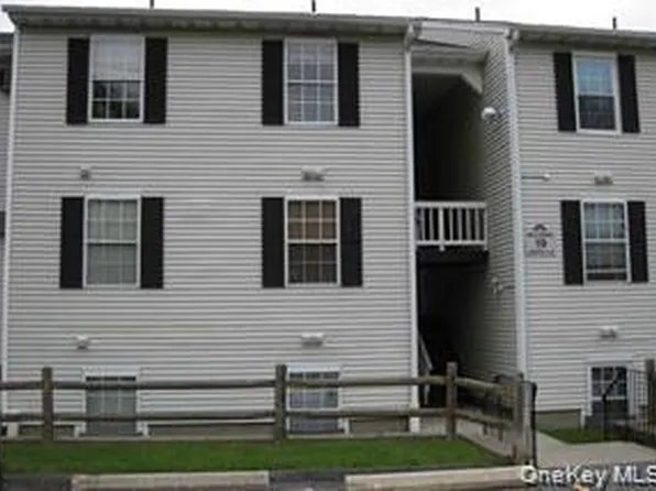 4 Lexington Hl Unit 6, Harriman, NY 10926