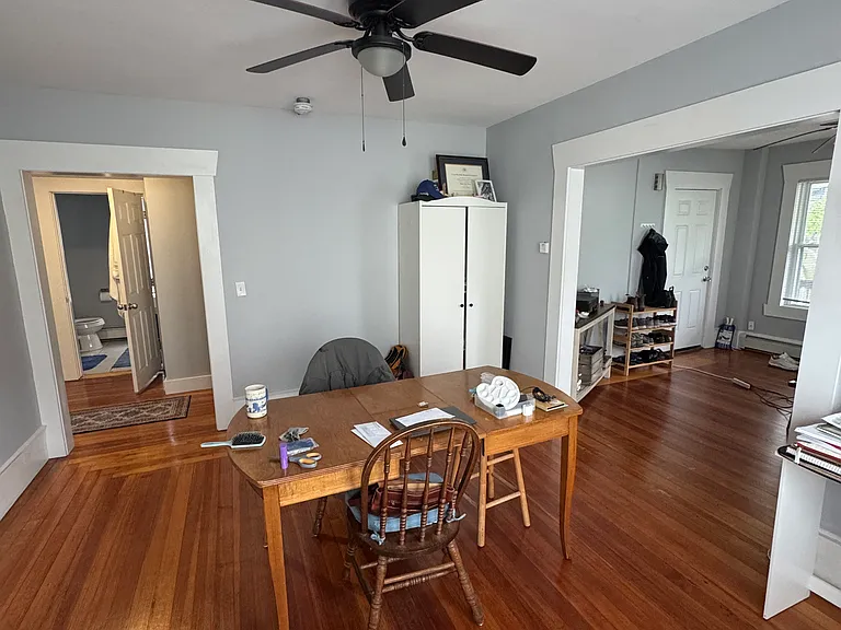 317-319 New York Ave #2 — Photo 7