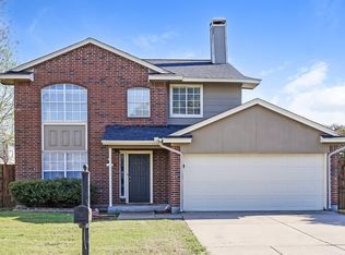 1114 Cherrytree Dr, Arlington, TX 76001