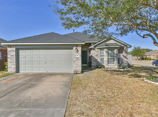 709 Saint Croix St, Alvin, TX 77511