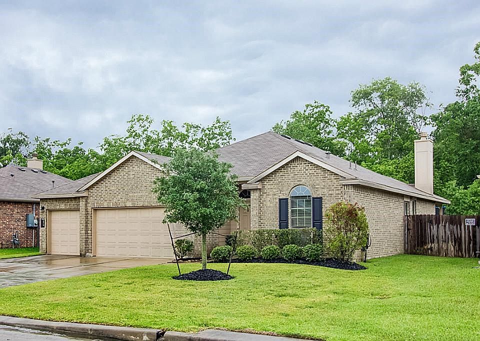 Like new D.R. Horton with 3-car garage on an oversized lot.