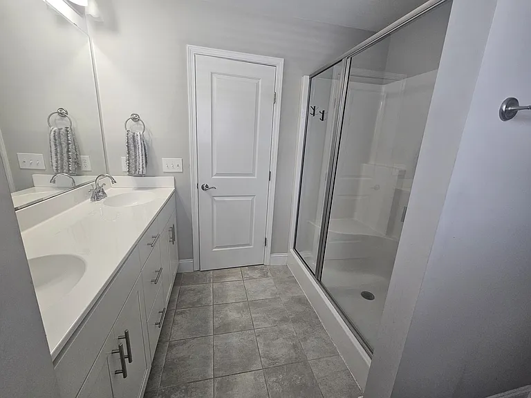 2123 Blue Bonnet Cir — Photo 8