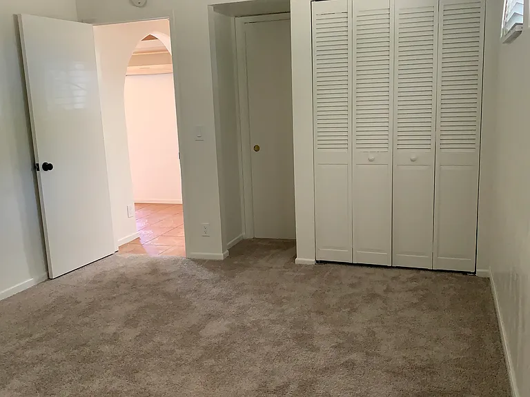 2542 Crescent Ave — Photo 21