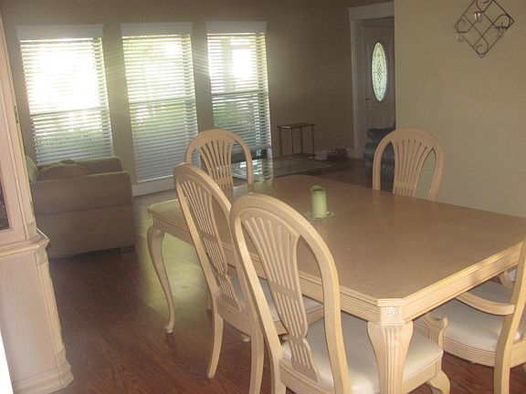 4th image of 1625 SE Clearmont Street