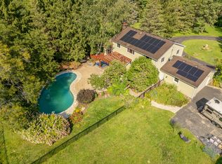 1907 Cherry Valley Rd, Woodstock, IL 60098