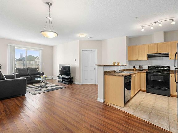 3rd image of 2212 Taravista Dr NE Unit 2212