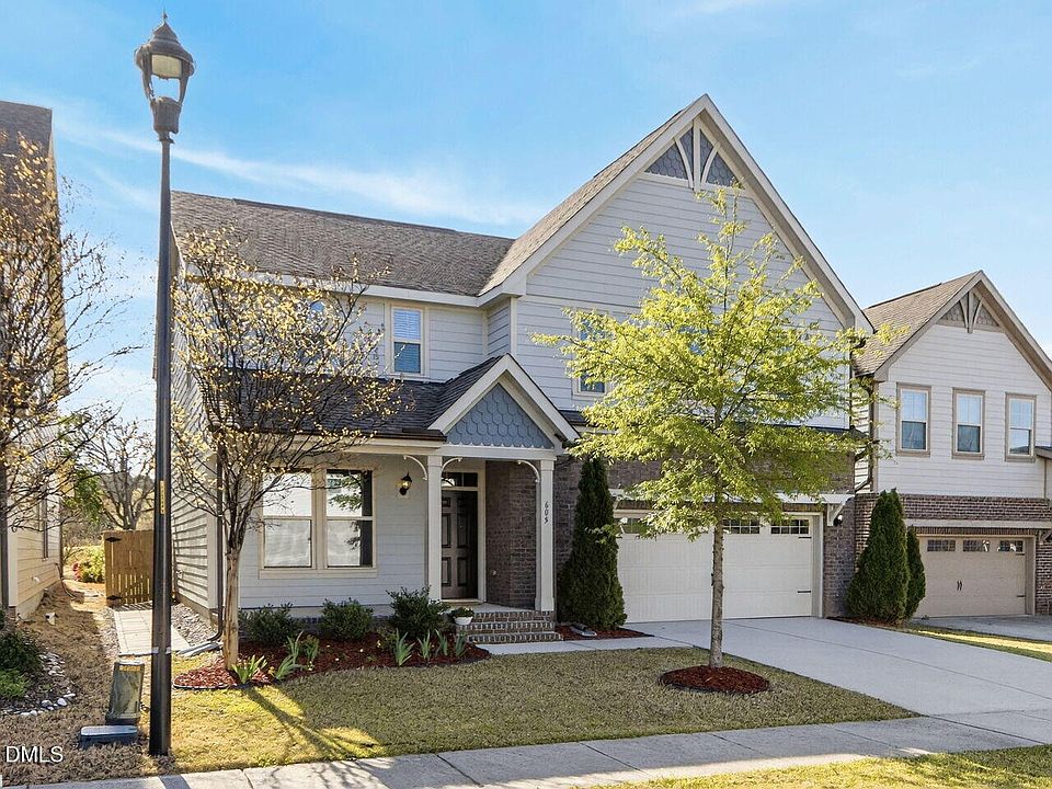 1st image of 605 Groveview Wynd