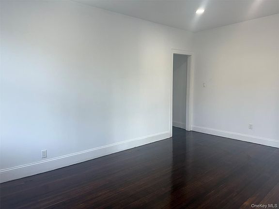 4th image of 1916 Palmer Ave APT 2R