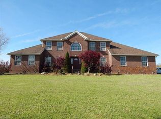 10469 Chatham Rd, Spencer, OH 44275