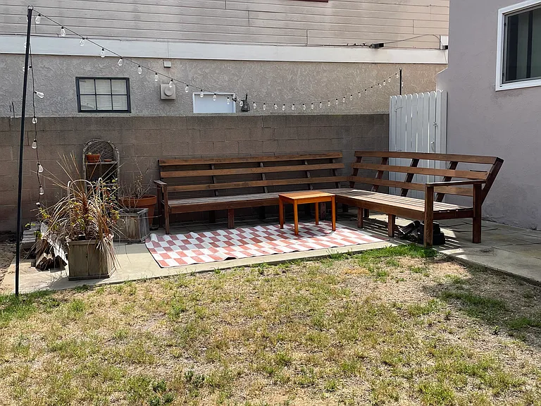 2215 Mathews Ave #4 — Photo 19