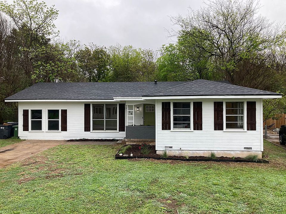 1st image of 1909 Rambler Dr