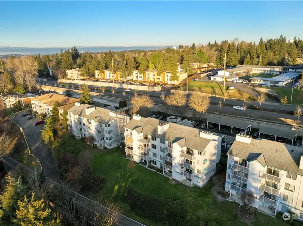 28606 16th Avenue S #101, Federal Way, WA 98003