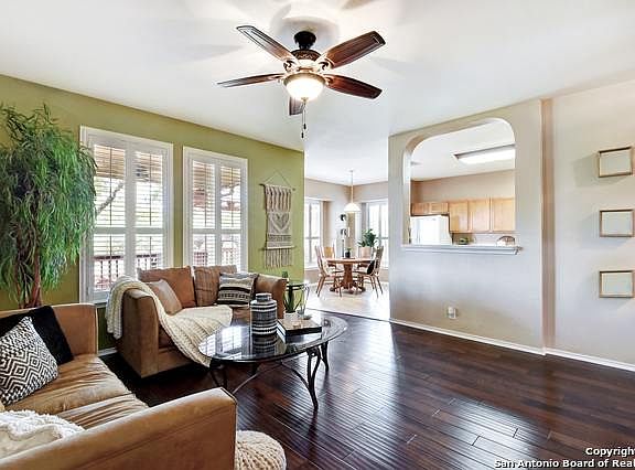 4th image of 2314 Encino Cedros