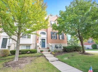 263 Jackson St, Gilberts, IL 60136