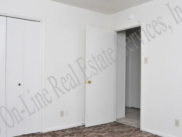 108 Moss St #A — Photo 7