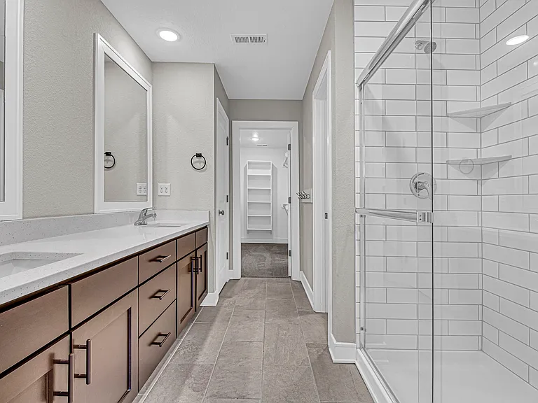 7336 N Griffey St — Photo 13